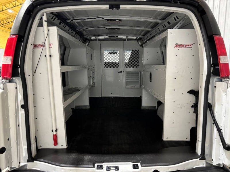 2017 Chevrolet Express 2500