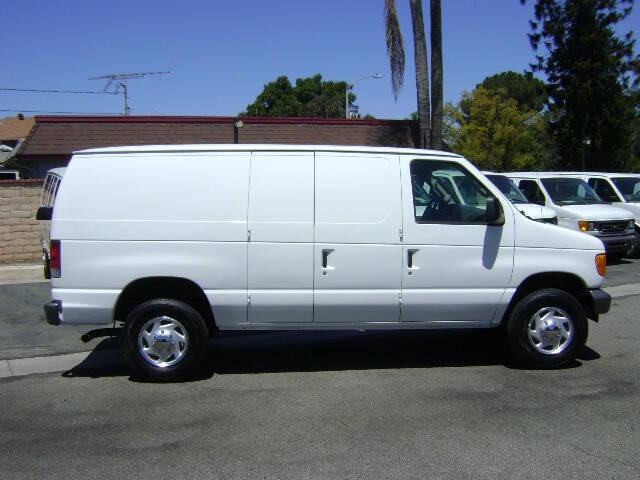2006 Ford E-Series E-350 SD