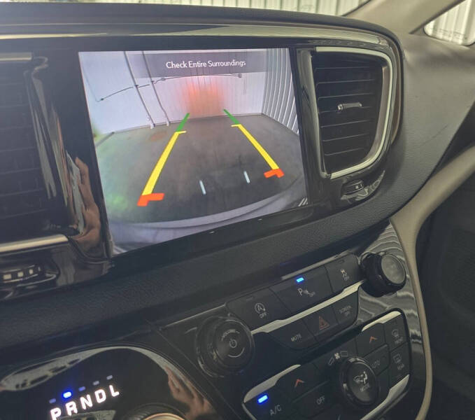 2018 Chrysler Pacifica Touring L Plus