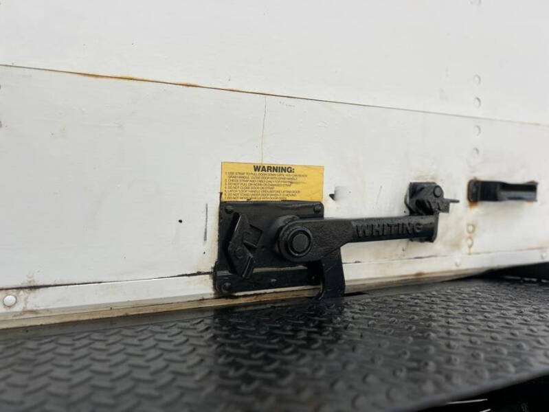 2018 Freightliner M2 106