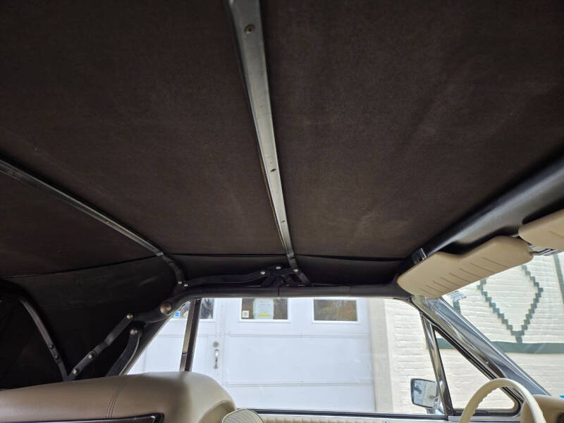 1966 Ford Thunderbird