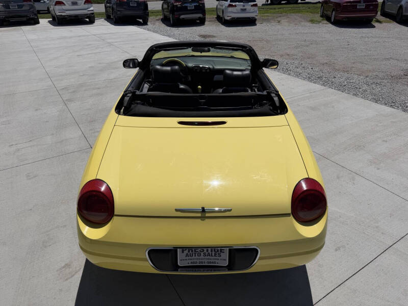 2002 Ford Thunderbird Deluxe