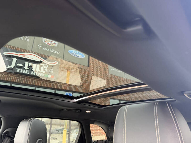 2018 Land Rover Range Rover Velar P380 R-Dynamic SE