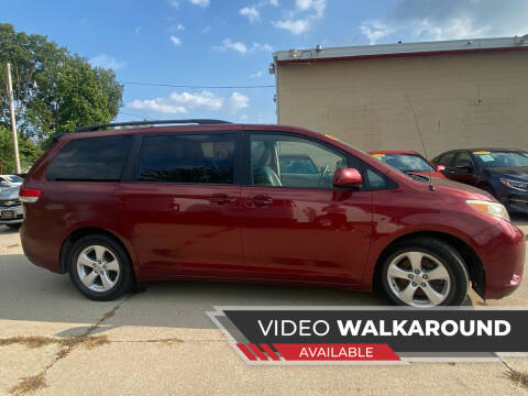 2012 Toyota Sienna for sale at Zacatecas Motors Corp in Des Moines IA