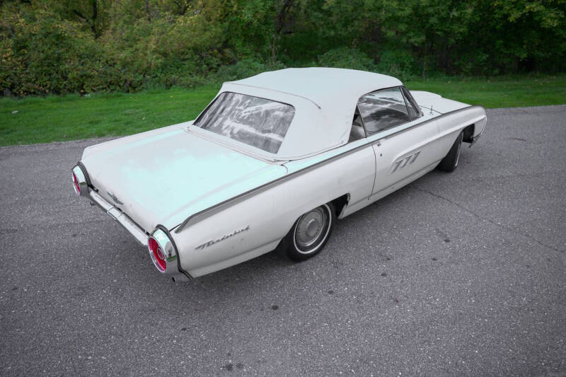 1963 Ford Thunderbird