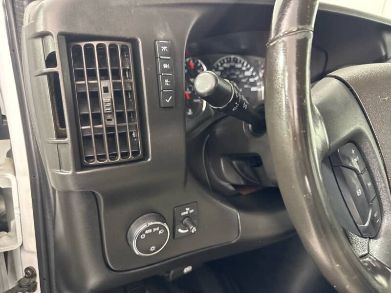 2020 Chevrolet Express 2500