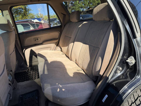 2002 Toyota 4Runner SR5