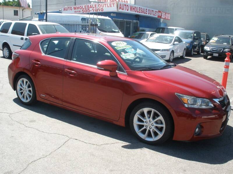 2013 Lexus CT 200h for sale at AUTO WHOLESALE OUTLET in North Hollywood CA