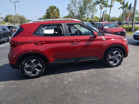 2022 Hyundai Venue SEL