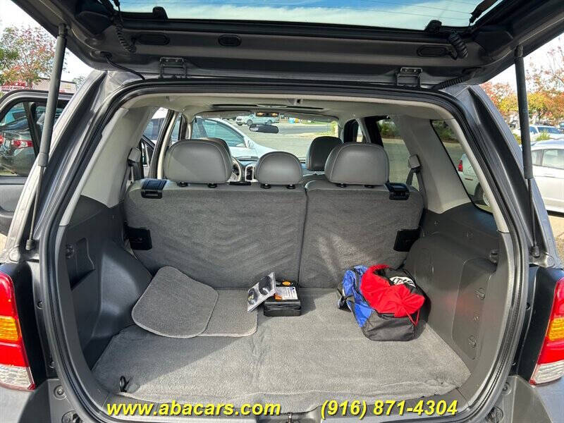 2005 Ford Escape XLT