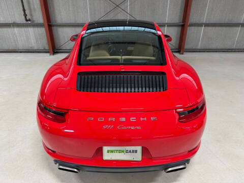2018 Porsche 911 Carrera