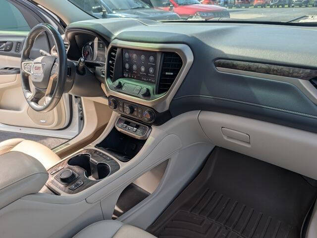 2021 GMC Acadia Denali
