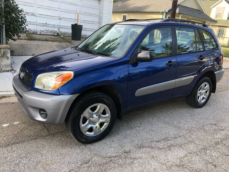 2004 Toyota RAV4 for sale at JE Auto Sales LLC in Indianapolis IN