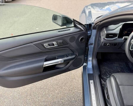 2025 Ford Mustang EcoBoost Premium