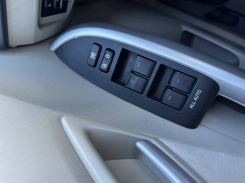 2011 Toyota Prius Three