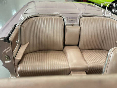 1964 Ford Thunderbird