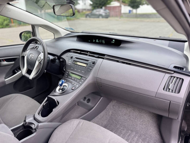 2011 Toyota Prius Two