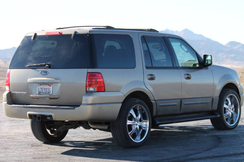2003 Ford Expedition XLT