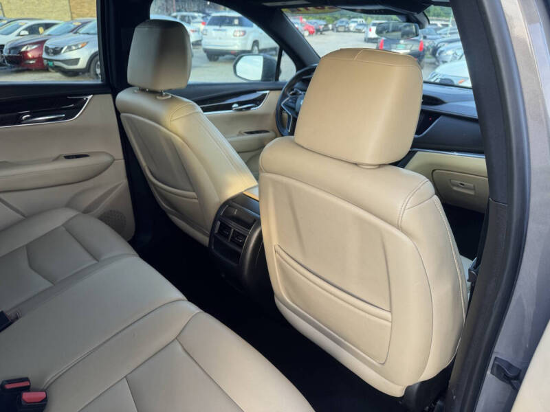 2017 Cadillac XT5