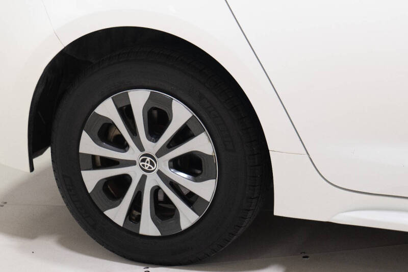 2020 Toyota Corolla Hybrid LE