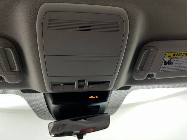 2025 Mazda Mazda3 Sedan 2.5 S Carbon Edition