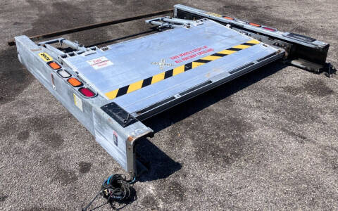 Maxon Rail Liftgate