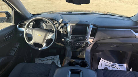 2017 Chevrolet Suburban LS