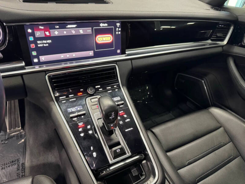 2022 Porsche Panamera 4S E-Hybrid