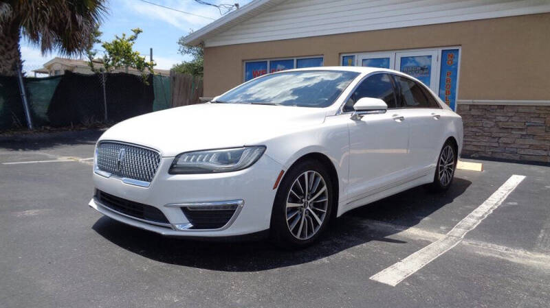 2017 Lincoln MKZ Select