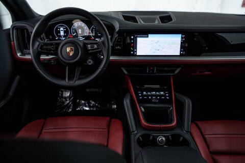 2025 Porsche Cayenne