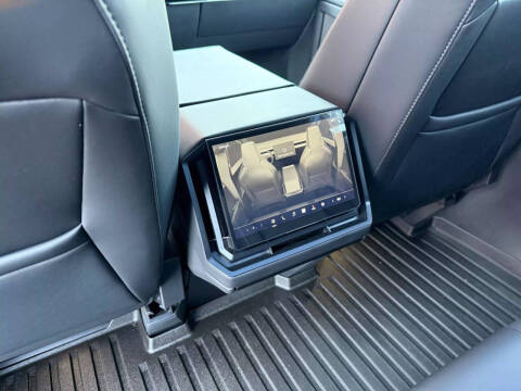 2024 Tesla Cybertruck