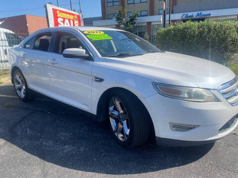 2011 Ford Taurus SHO