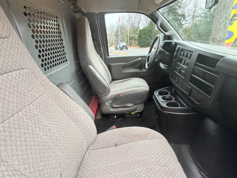 2017 GMC Savana 2500