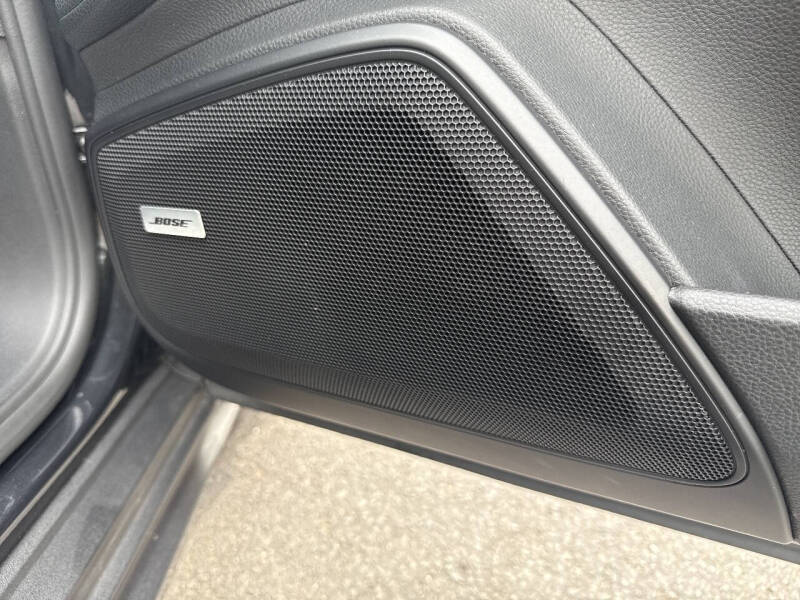 2018 Porsche Panamera 4