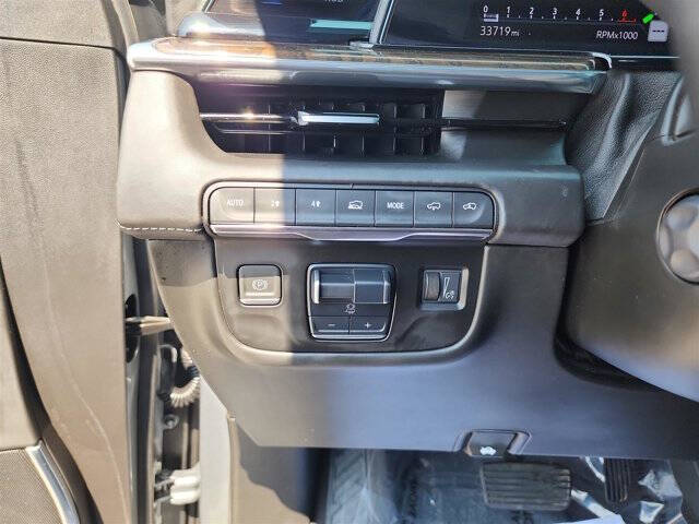 2023 Cadillac Escalade ESV Sport Platinum