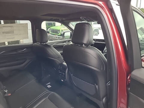 2025 Jeep Grand Cherokee