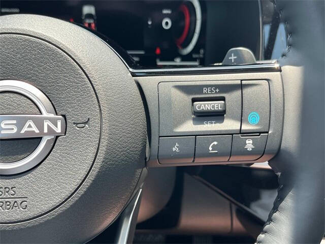 2025 Nissan Pathfinder Platinum