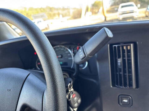 2025 Chevrolet Express 2500