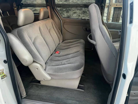 2003 Dodge Caravan SE