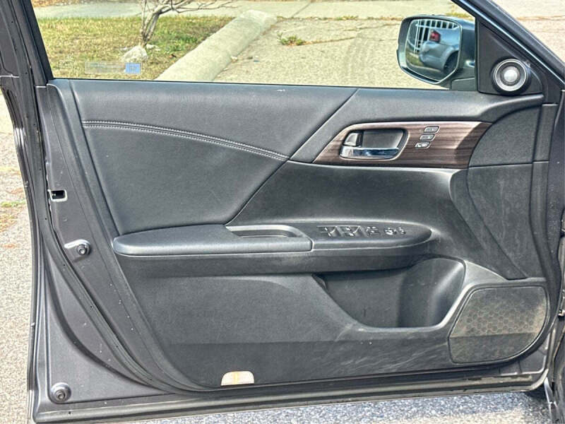 2017 Honda Accord Hybrid EX-L