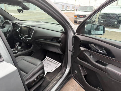 2023 Chevrolet Traverse RS