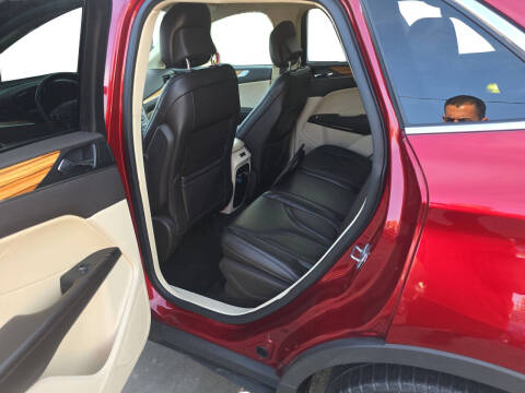 2016 Lincoln MKC Select