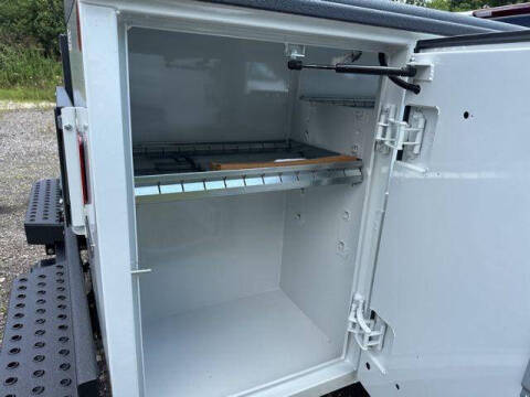 2025 GMC Sierra 3500HD CC Pro