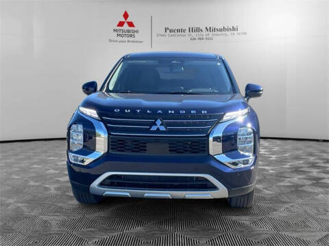 2025 Mitsubishi Outlander PHEV SE