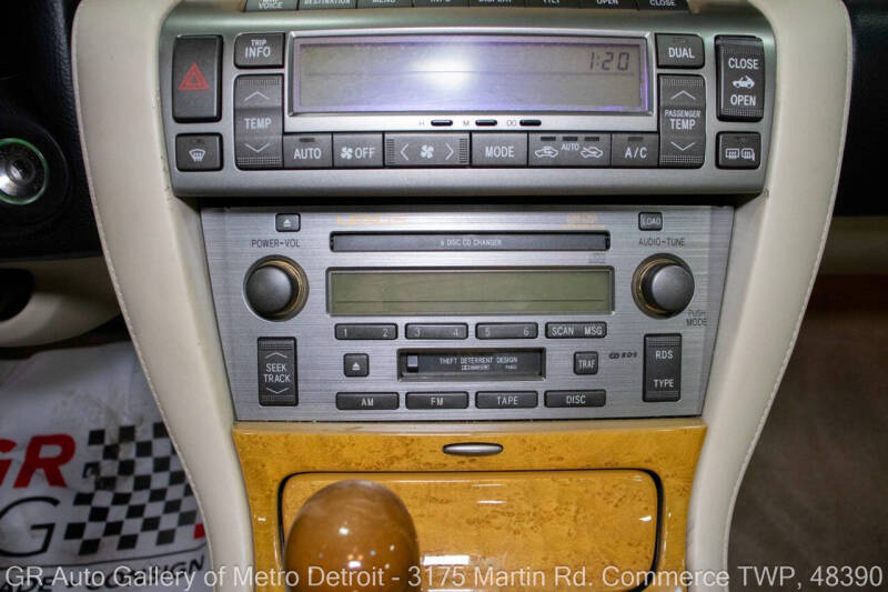 2004 Lexus SC 430