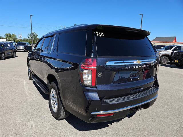 2022 Chevrolet Suburban LT