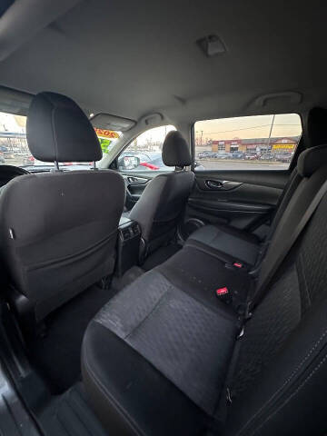 2020 Nissan Rogue SV