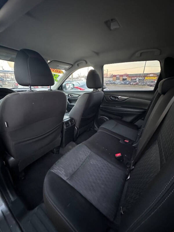 2020 Nissan Rogue SV