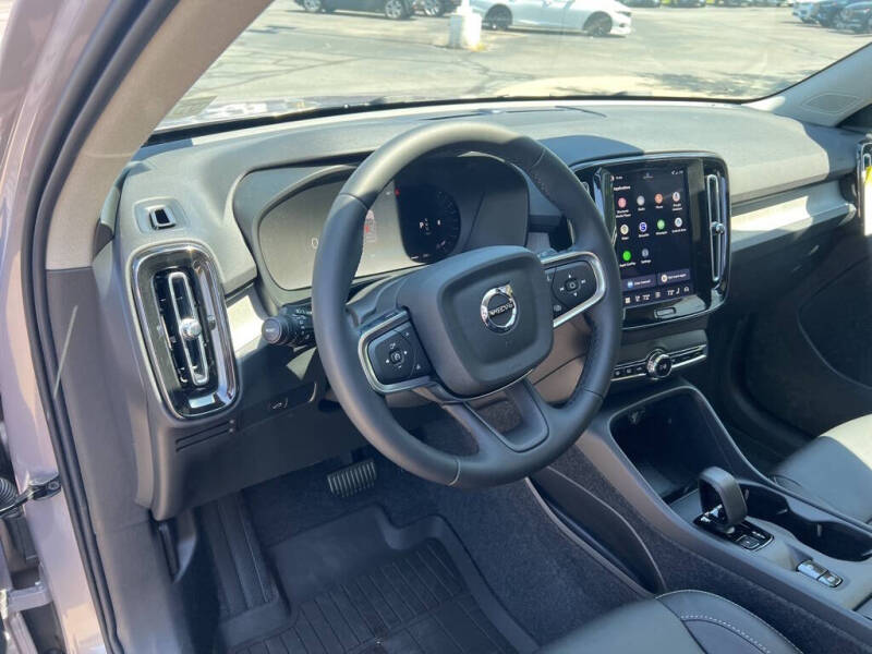 2026 Volvo XC40 B5 Core