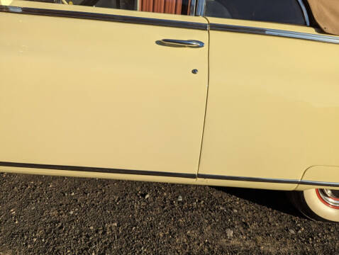 1948 Packard Super Eight Victoria